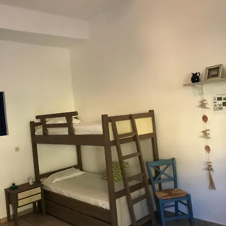 Costa * Vathi (Sifnos)