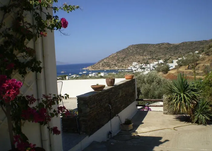 Costa Vathi (Sifnos)